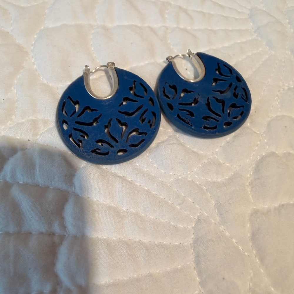 Patricia Nash Blue Floral Cutout Earrings